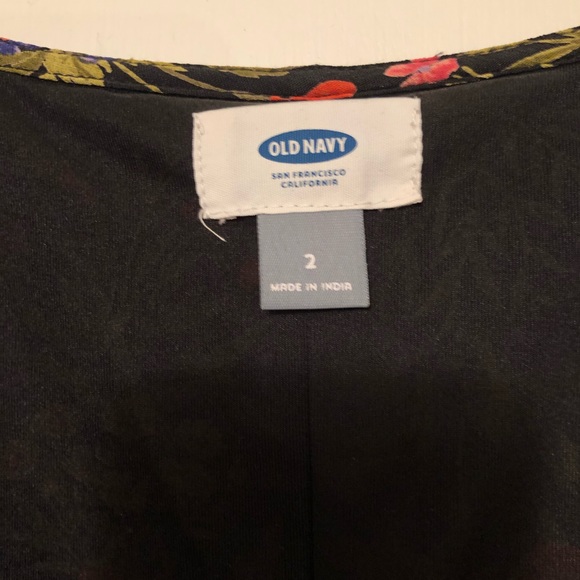 BEAUTIFUL floral, long sleeve, mini-dress! - Picture 3 of 3